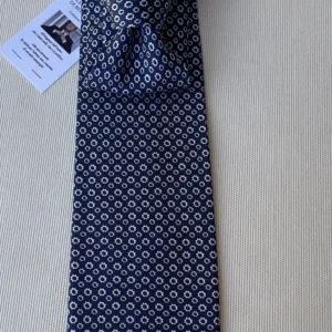 Le cravatte di Berlusconi – collezione privata | LIMITED EDITION - dis12 anno 2023